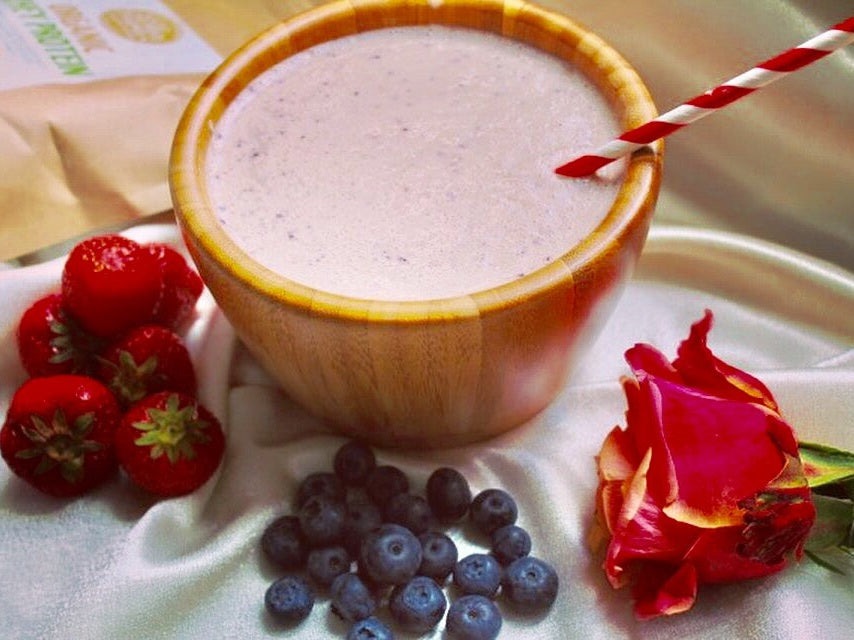 Ekopura blueberry, aardbeien proteïne smoothie