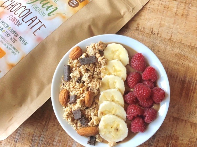 Chocolate banana smoothie bowl